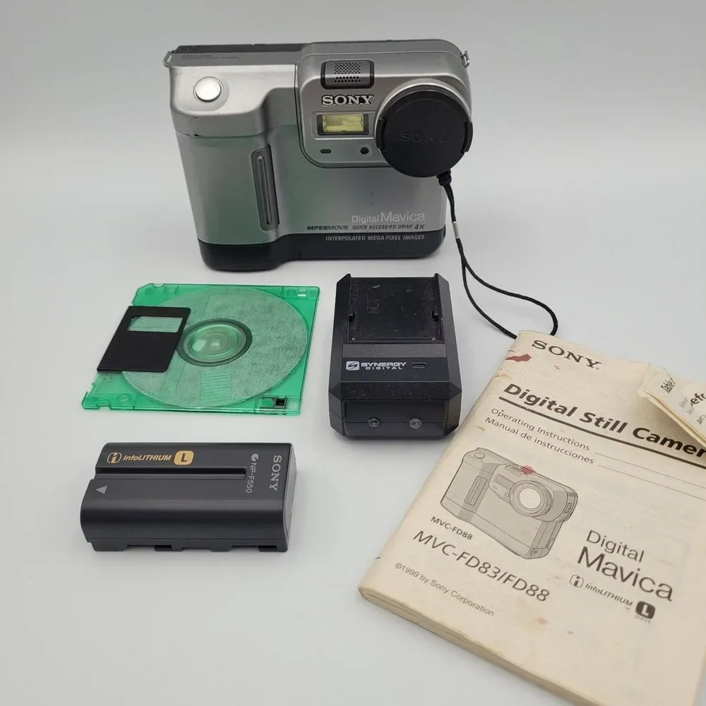 Sony Mavica MVC-FD83 Digital Camera+Battery+Charger+Floppy Disc+Manual WORKS!